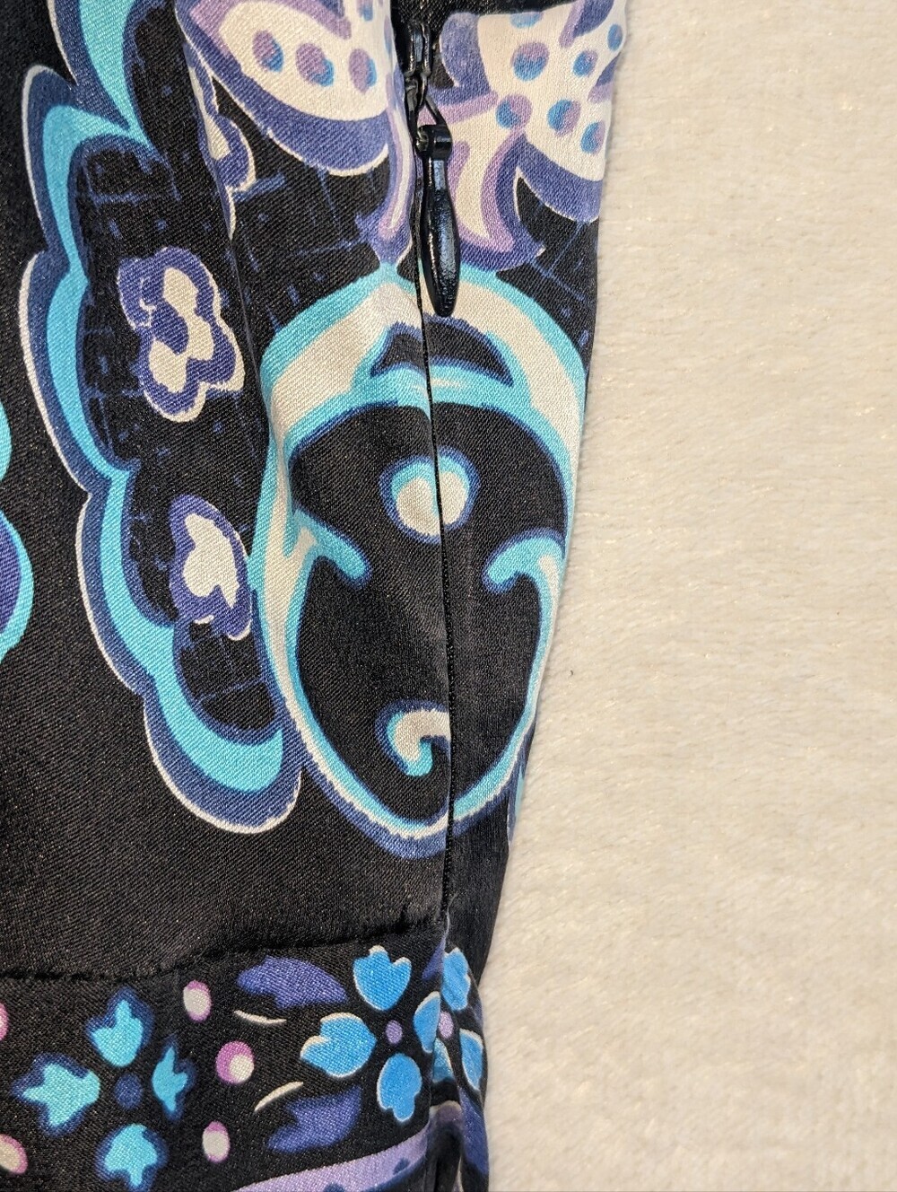 ECI Black V-Neck Midi Dress with Blue & Purple Floral Border Silk Blend Size12 - Picture 9 of 12